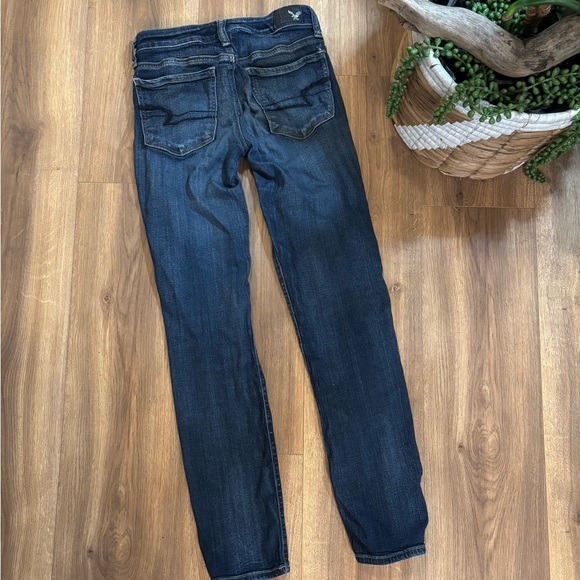 American Eagle Outfitters Women's Distressed Blue Jeans - Picture 2 of 3